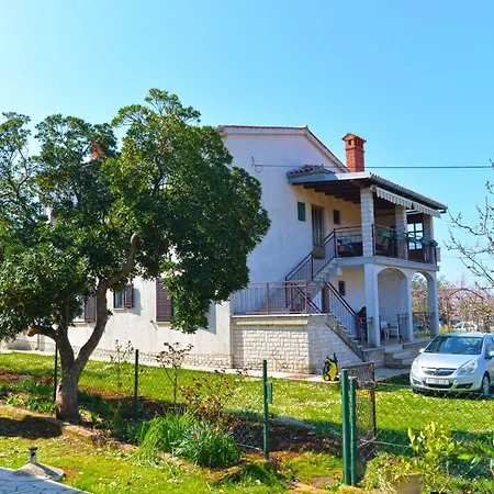 Apartments Regina 1067 * Rovinj
