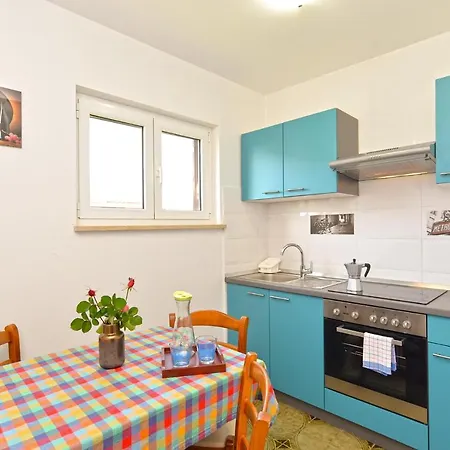 Apartment Apartments Regina 1067 Rovinj
